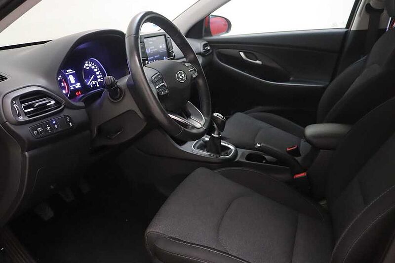Hyundai i30 1.0 TGDI Klass LR 48V 120